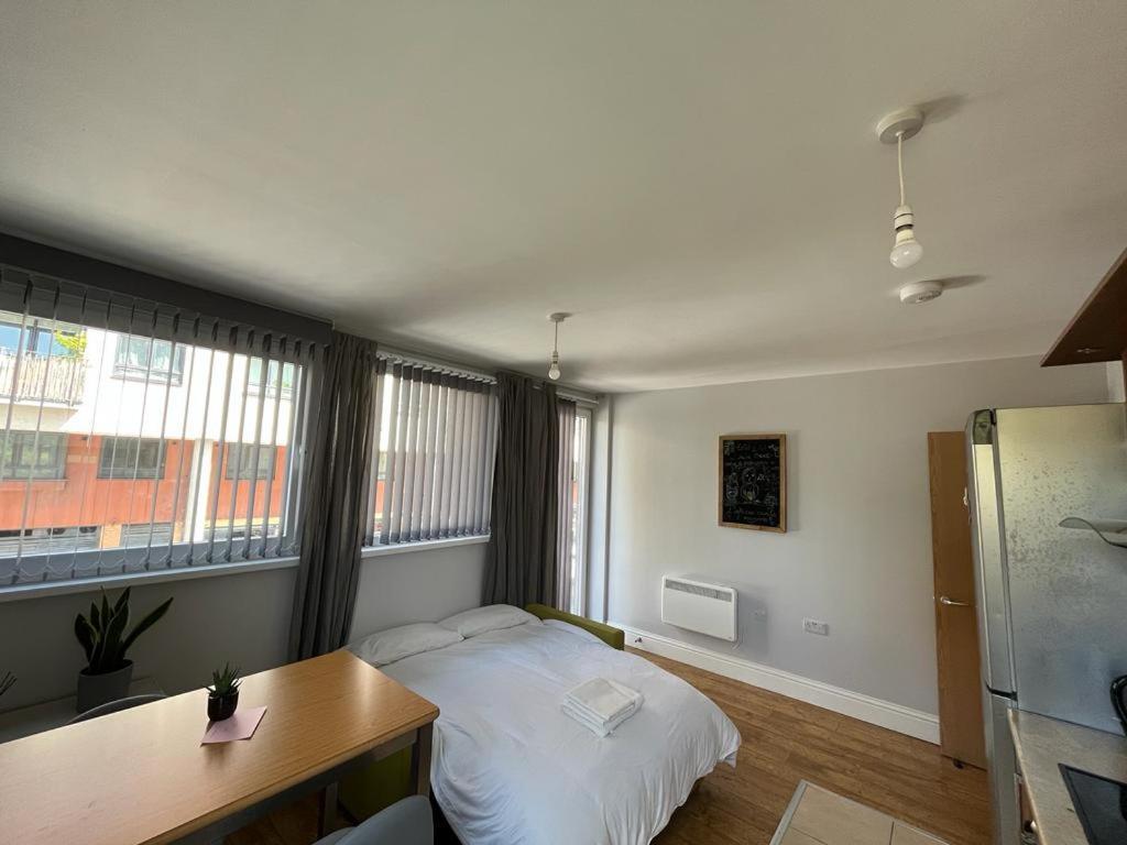 London Modern Flat Near Transports Apartment Luaran gambar