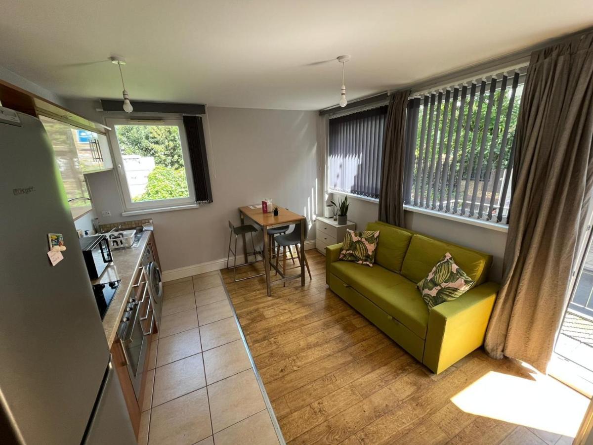 London Modern Flat Near Transports Apartment Luaran gambar