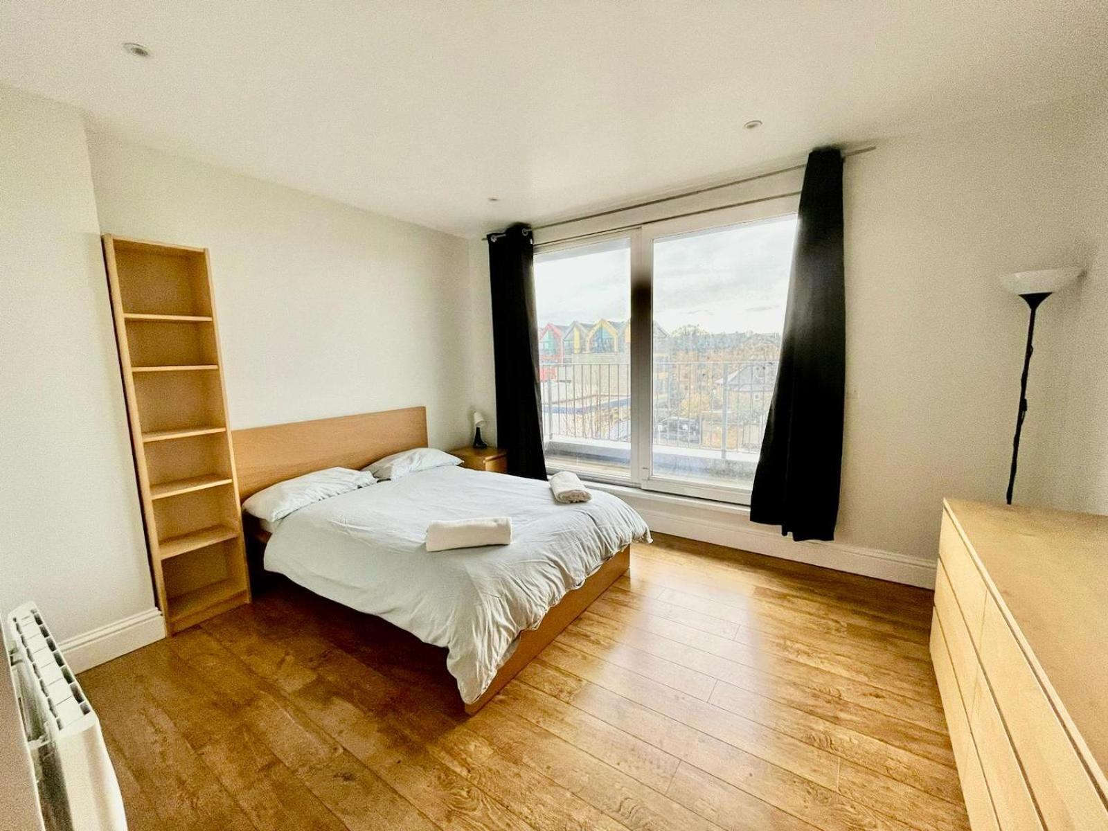 London Modern Flat Near Transports Apartment Luaran gambar