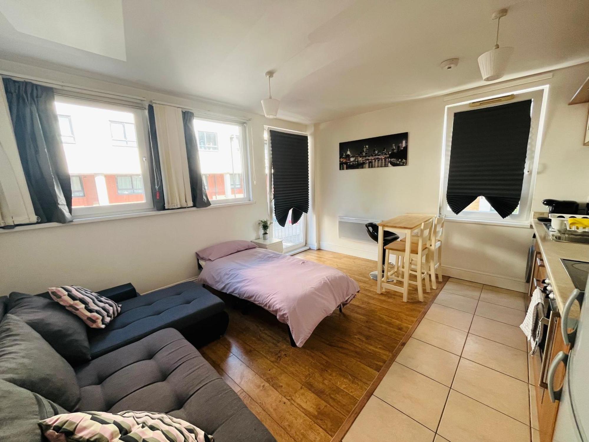 London Modern Flat Near Transports Apartment Luaran gambar