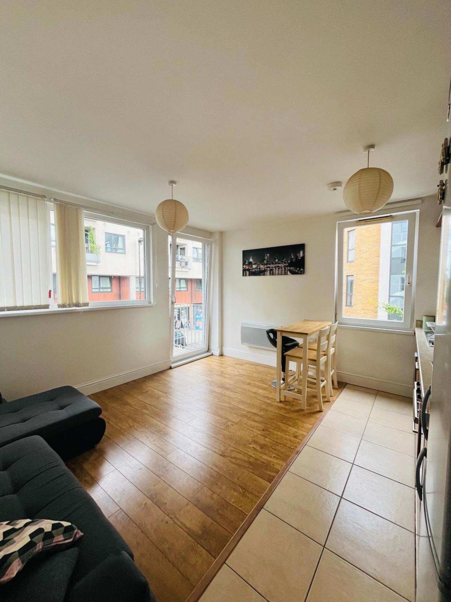 London Modern Flat Near Transports Apartment Luaran gambar